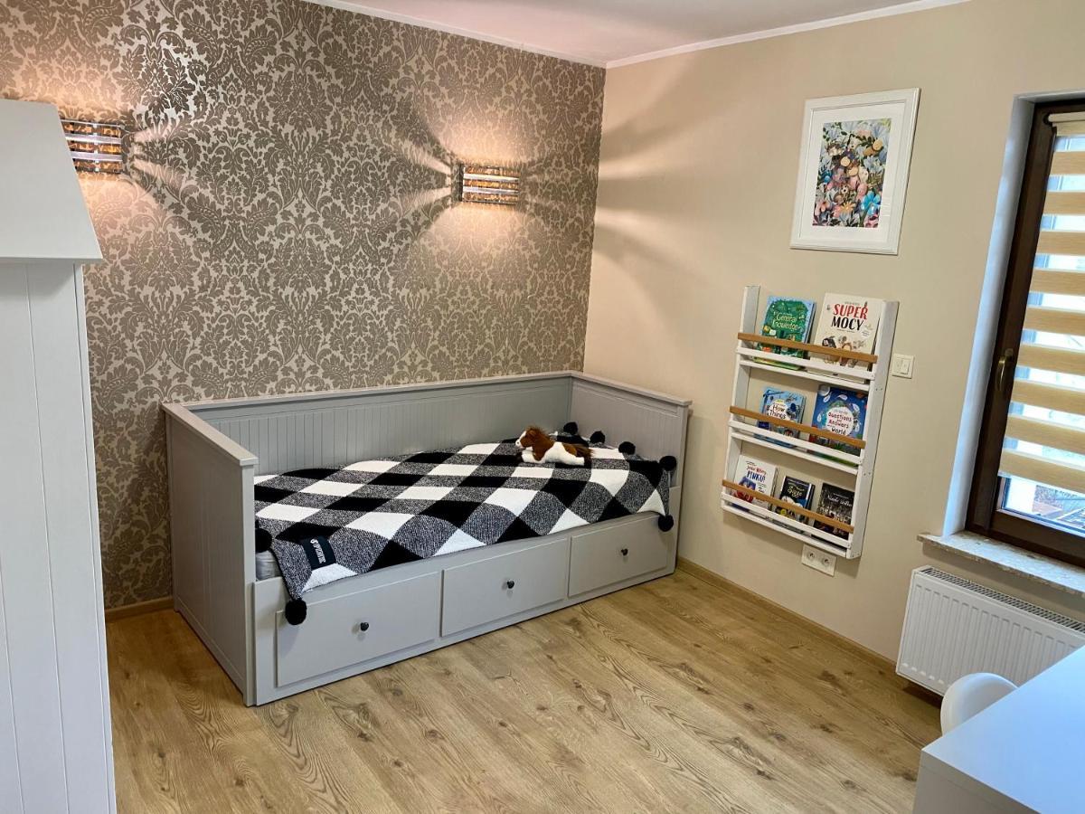 Apartament Centrum 64M2 Klimatyzacja Kedzierzyn-Kozle Luaran gambar