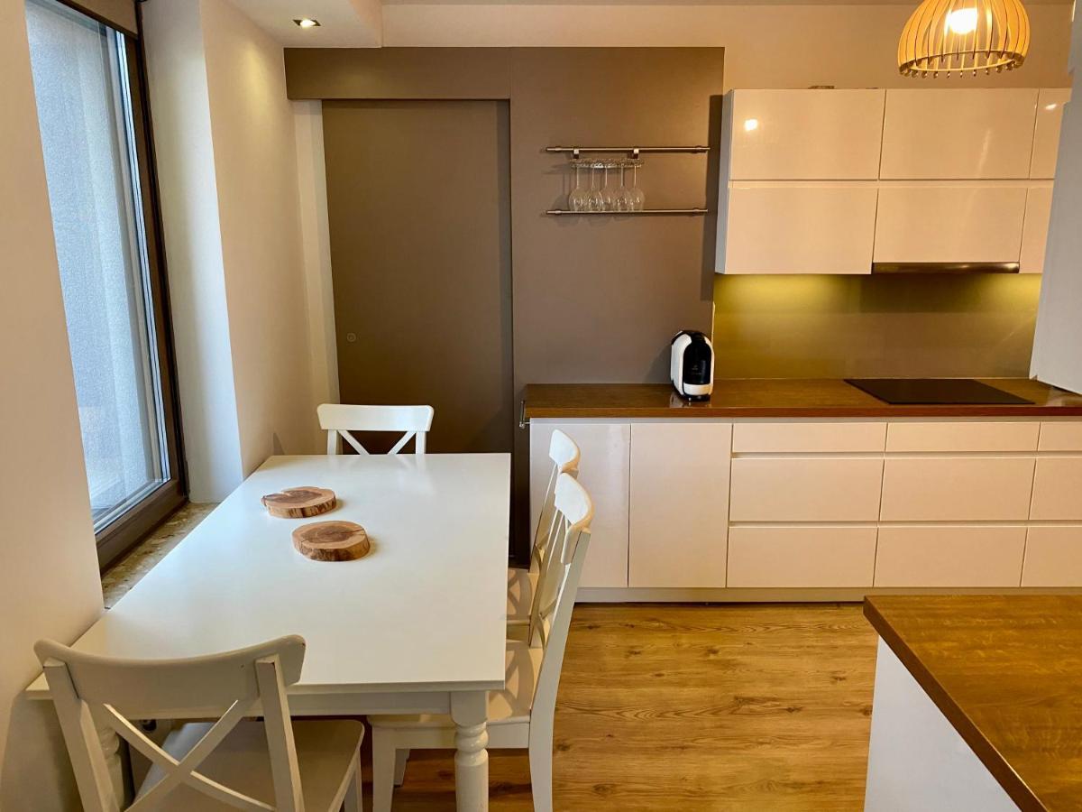 Apartament Centrum 64M2 Klimatyzacja Kedzierzyn-Kozle Luaran gambar